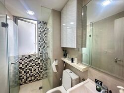 Sea Esta (D18), Condominium #629154751